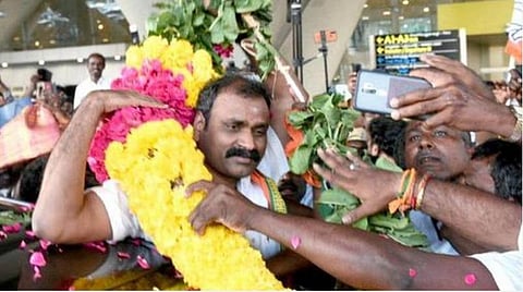 தடையை மீறி வேல் யாத்திரை நடத்த முடிவு: அதிமுக அரசைக் கண்டித்து பாஜக இன்று ஆர்ப்பாட்டம்