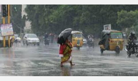 காற்றின் திசைவேக மாறுபாடு; அடுத்த 2 நாட்களுக்கு பெரும்பாலான மாவட்டங்களில் மழை: வானிலை ஆய்வு மையம் தகவல்