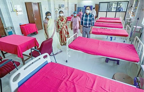 தீபாவளி பட்டாசு விபத்து முன்னெச்சரிக்கையாக தீக்காயங்களுக்கு கீழ்ப்பாக்கம் அரசு மருத்துவமனையில் சிறப்பு பிரிவு: டீன் வசந்தாமணி தகவல்