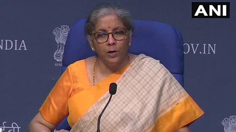 மத்திய நிதியமைச்சர் நிர்மலா சீதாராமன் பேட்டி அளித்த காட்சி: படம் | ஏஎன்ஐ.