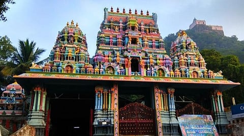 வேதகிரீஸ்வரர் மலையடிவார கோயிலில் பொருட்கள் வைப்பு அறை வேண்டும்: கிரிவலம் செல்லும் பக்தர்கள் கோரிக்கை