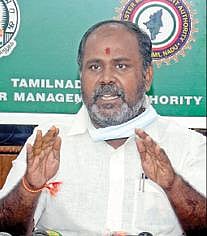‘நிவர்’ புயலை எதிர்கொள்ள அரசு தயார் நிலையில் உள்ளது; பழைய கட்டிடங்களில் வசிப்பவர்கள் அரசு முகாம்களுக்கு வர வேண்டுகோள்: மக்கள் பாதுகாப்பாக இருக்க அமைச்சர் உதயகுமார் அறிவுரை