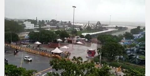 படம் எல்.சீனிவாசன்