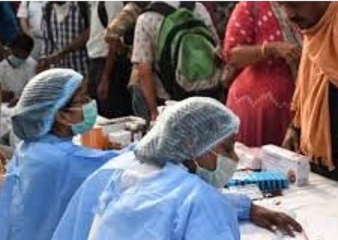 கரோனாவில் இருந்த மீண்டவர்கள் எண்ணிக்கை 87 லட்சத்தைக் கடந்தது