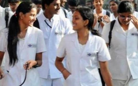தமிழகத்தில் புதிதாக அறிவிக்கப்பட்டுள்ள 11 அரசு மருத்துவக் கல்லூரிகளிலும் நடப்பாண்டிலேயே மாணவர்களை சேர்க்கக்கோரி வழக்கு