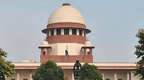 வங்கிக் கடன் தவணை செலுத்துவதற்கு மேலும் சலுகை அளிப்பது மிகவும் சிரமம்: உச்ச நீதிமன்றத்தில் மத்திய அரசு பதில்
