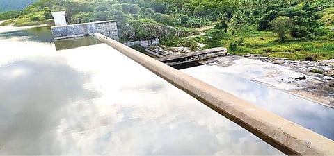 திருப்பத்தூர் அருகே வேகமாக நிரம்பி வரும் ஆண்டியப்பனூர் அணை.