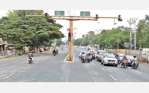 கோவை - அவிநாசி சாலையில் ரூ.1,621 கோடியில் மேம்பாலம்: போக்குவரத்து நெரிசலைத் தவிர்க்க திருச்சி சாலை மேம்பாலப் பணிக்குப் பின்னர் நிறைவேற்ற மக்கள் எதிர்பார்ப்பு