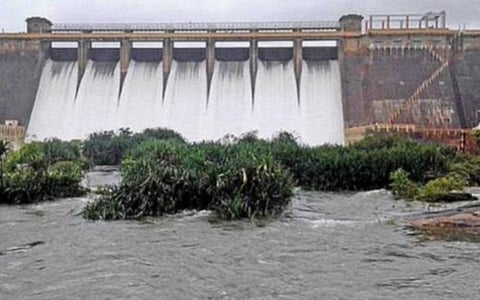 நெல்லை மாவட்டத்தில் மழை நீடிப்பு: சேர்வலாறு அணைப்பகுதியில் 60 மி.மீ. பதிவு