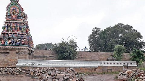 விருத்தகிரீஸ்வரர் கோயில் உள்ளே வீற்றிருக்கும் ஆழத்து விநாயகர் கோயில்.