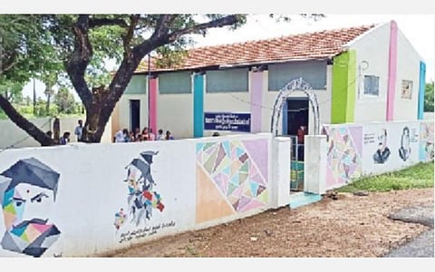 புனரமைப்பு செய்யப்பட்ட குண்டத்தூர் அரசு துவக்கப்பள்ளி.