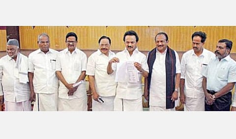 டெல்லி விவசாயிகள் போராட்டத்துக்கு ஆதரவு: திமுக தலைமையில் கூட்டணிக் கட்சிகள் டிச.18-ல் உண்ணாவிரதம் அறிவிப்பு