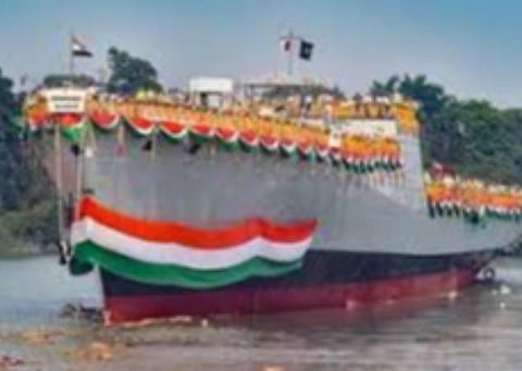 கொல்கத்தாவில் தயாரான ‘ஹிம்கிரி’ போர்க் கப்பல் தொடக்கம்