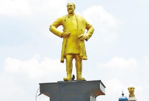 கடற்கரைச் சாலையில் மீண்டும் சிவாஜிக்கு சிலை; திமுக தேர்தல் அறிக்கை தயாரிப்புக் குழுவிடம் காங்கிரஸ் வலியுறுத்தல்
