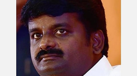 பிரிட்டனில் பரவும் புதிய வகை கரோனா வைரஸை எதிர்கொள்ள முன்னெச்சரிக்கையாக 120 படுக்கைகளுடன் தனி வார்டு: அரசு பொது மருத்துவமனையில் அமைச்சர் விஜயபாஸ்கர் ஆய்வு