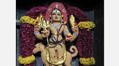 2021ம் ஆண்டில் பைரவருக்கு உகந்த அஷ்டமி நாட்கள்! வடை மாலை; செவ்வரளி மாலை; மிளகு கலந்த சாதம்!