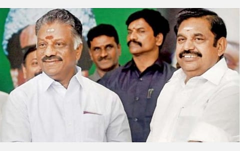 சென்னை வானகரத்தில் அவைத் தலைவர் மதுசூதனன் தலைமையில் அதிமுக பொதுக்குழு, செயற்குழு நாளை கூடுகிறது: முக்கிய தீர்மானங்கள் நிறைவேற்றப்படுவதாக தகவல்