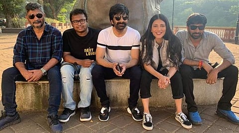 இழுபறிக்குப் பின் இரவில் வெளியான 'க்ராக்': இயக்குநர் நெகிழ்ச்சி
