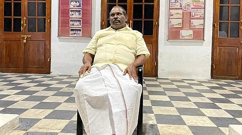 கிரண்பேடிக்கு அனுப்பிய 15 கோப்புகள்; அனுமதி தரும் வரை சட்டப்பேரவையில் உள்ளிருப்புப் போராட்டம் தொடங்கிய அமைச்சர்