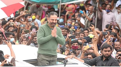 கோவை துடியலூர் பகுதியில் பிரச்சாரத்தில் ஈடுபட்ட நடிகர் கமல்ஹாசன்.