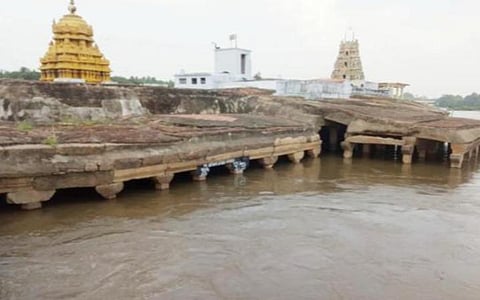 பாபநாசம், மணிமுத்தாறு அணையிலிருந்து 4200 கனஅடி தண்ணீர் திறப்பு: தாமிரபரணி கரையோர பகுதி மக்களுக்கு எச்சரிக்கை