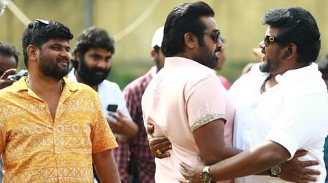 'துக்ளக் தர்பார்' சர்ச்சை: சீமானிடம் பேசிய பார்த்திபன்