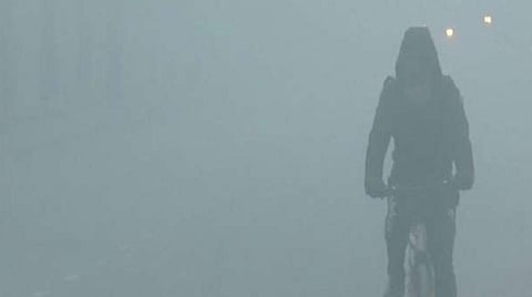 டெல்லி, உ.பி., ஹரியாணா, பஞ்சாப் உள்ளிட்ட வட மாநிலங்களில் கடும் குளிருடன் மூடுபனி: அடுத்த மூன்று நாட்களுக்கு நீடிக்கும் வாய்ப்பு