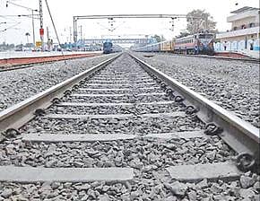 மொத்த தேவையான ரூ.4,445 கோடியில் ரூ.450 கோடி மட்டுமே ஒதுக்கீடு; தமிழகத்தின் 9 புதிய ரயில்பாதை திட்டங்கள் புத்துயிர் பெறுமா?- மத்திய பட்ஜெட்டில் போதிய நிதி ஒதுக்க வேண்டும் என எதிர்பார்ப்பு