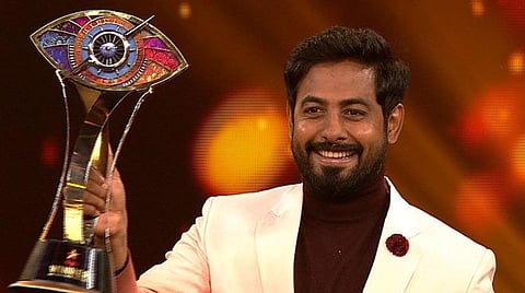 பிக் பாஸ் சீசன் 4 வெற்றியாளராக ஆரி தேர்வு