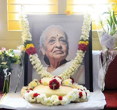 புற்றுநோய் சிகிச்சைக்காக வாழ்வை அர்ப்பணித்தவர்