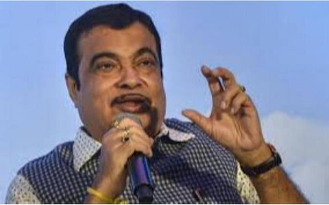 2025-க்குள் சாலை விபத்துகள் பாதியாக குறைக்க வேண்டும்: நிதின் கட்கரி திட்டவட்டம்