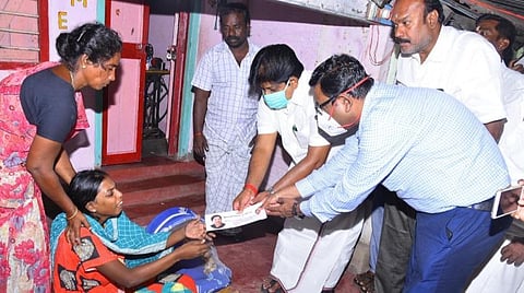 இலங்கைக் கடற்படை தாக்குதலால் உயிரிழந்த 4 மீனவர்களின் குடும்பத்தினருக்கு தலா ரூ. 10 லட்சம் நிவாரணம் வழங்கல்
