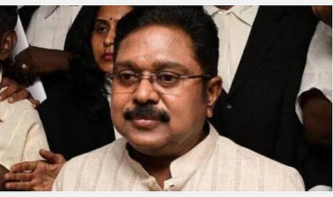 180 தமிழக மீனவர்களை சிறைப்பிடித்த ஆந்திர மீனவர்கள்: இரு மாநில அரசுகள் தலையிட வேண்டும்: டிடிவி தினகரன்