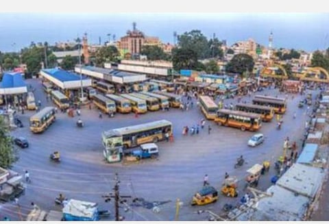 மதுரை பெரியார் பேருந்து நிலையம் பிப்ரவரியில் திறப்பு: இரவு பகலாகத் துரிதமாக நடக்கும் கட்டுமானப் பணிகள்