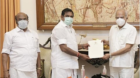 7 பேர் விடுதலை விவகாரம்: ஆளுநருடன் முதல்வர் பழனிசாமி திடீர் சந்திப்பு