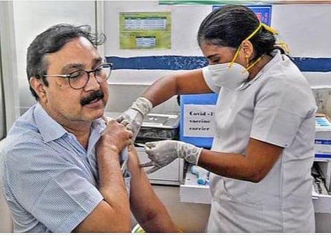 நாடுமுழுவதும் 35 லட்சம் பேருக்கு கோவிட் தடுப்பூசி; தமிழகத்தில் 97,126 பேர் பயன் பெற்றனர்