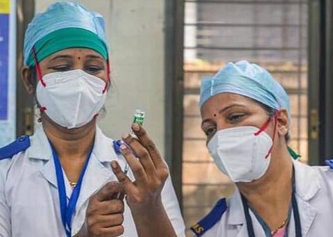 18 நாட்களில் 40 லட்சம் பேருக்கு கோவிட்-19 தடுப்பூசி; உலகளவில் இந்தியா சாதனை