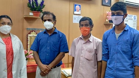 தமிழகத்திலேயே முதன்முறை: அறுவை சிகிச்சை செய்யாமலேயே புற்றுநோய்க்கு துல்லியமாக ‘ஸ்டீரியோ’ கதிரியக்க சிகிச்சை- மதுரை அரசு மருத்துவமனை சாதனை