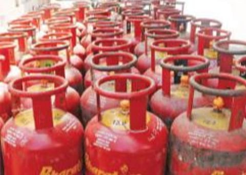 1.08 கோடி பேர் சமையல் எரிவாயு மானியத்தை விட்டுக்கொடுத்தனர்: தர்மேந்திர பிரதான் தகவல்