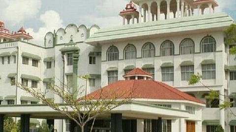 தமிழகத்தில் தந்தங்களுக்காக யானைகள் கொல்லப்பட்ட வழக்குகள் சிபிஐக்கு மாற்றம்: உயர் நீதிமன்றம் உத்தரவு