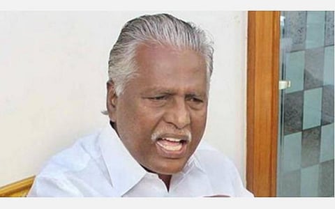 சசிகலா எந்த வகையிலும் எங்களுக்கு தொடர்பு இல்லாதவர்: அதிமுக துணை ஒருங்கிணைப்பாளர் கே.பி.முனுசாமி கருத்து