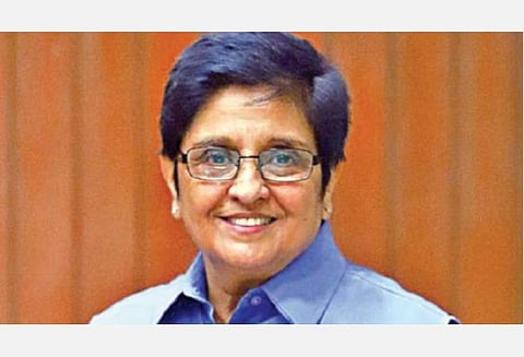 புதுச்சேரியிலிருந்து விடைபெற்றார் கிரண்பேடி
