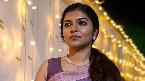 டப்பிங் கலைஞர்களுக்குக் கலைமாமணி விருது எப்போது? - ரவீனா சோகம்