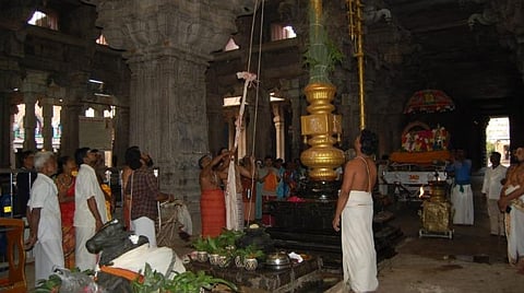 இன்று நடைபெற்ற கொடியேற்றம்.