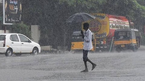 மேற்குத் தொடர்ச்சி மலையை ஒட்டிய 4 மாவட்டங்களில் மழை வாய்ப்பு