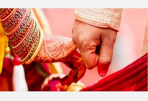 14 வயதுச் சிறுமியை மணந்த பாக். எம்.பி. - வலுக்கும் எதிர்ப்பு