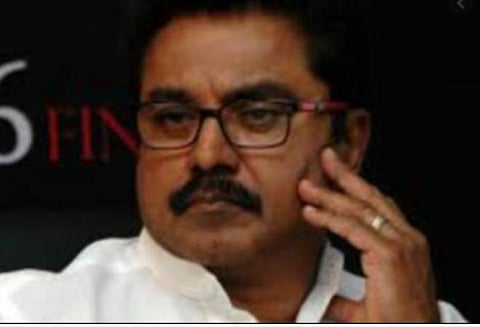 'நன்றி மறப்பது நன்றன்று'- சசிகலாவைச் சந்தித்த பின் சரத்குமார் பேட்டி