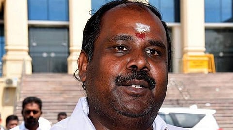 நீர்நிலை பகுதியில் வசிப்போருக்கு பட்டா இல்லை; மாற்று இடம்தான் வழங்கப்படும் என அமைச்சர் உதயகுமார் தகவல்
