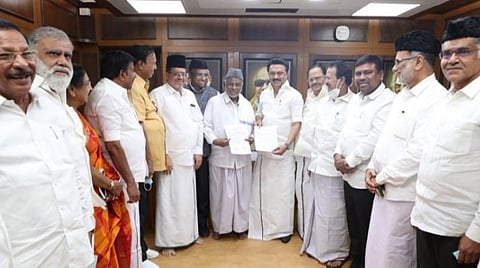 தமிழக சட்டப்பேரவைத் தேர்தல்: திமுக கூட்டணியில் ஐயூஎம்எல்-க்கு- 3; மமக-வுக்கு- 2 தொகுதிகள் ஒதுக்கீடு
