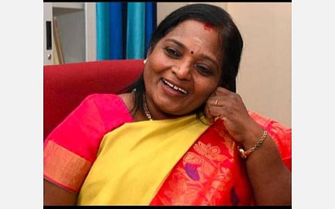 சட்டப்பேரவைக்கு முதன்முறையாக வருகை; கேபினட் அறையில் கூட்டம் நடத்தினார் தமிழிசை: சட்ட விதிகளுக்கு உட்பட்டு திட்டங்களை செயல்படுத்துவோம் என அறிவிப்பு